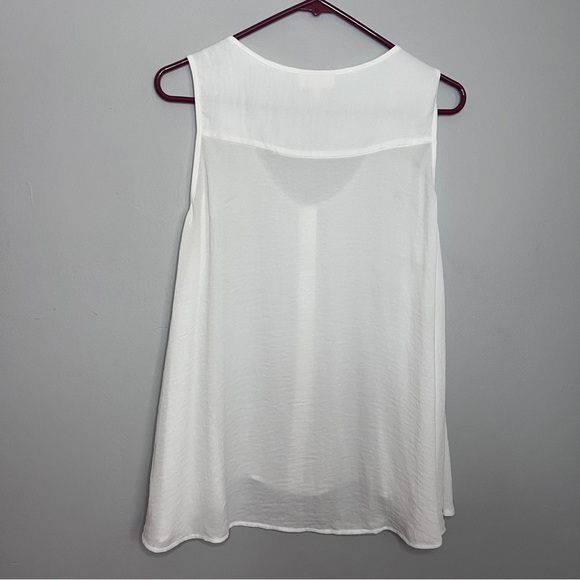 Style & Co. Asymmetrical Scoop Neck Sheer White Top Size XS Like New - Picture 3 of 4